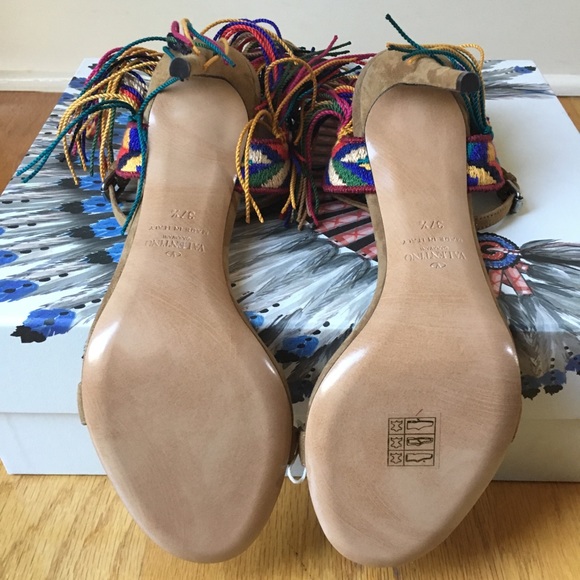 🎊SOLD🎊 Valentino Garavani Rockstud Fringe Sandal - Picture 8 of 8